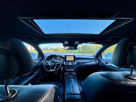 Mercedes-Benz CLS250 d 2 of 5