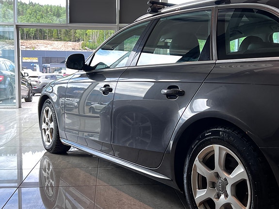 Audi A4 4 of 5