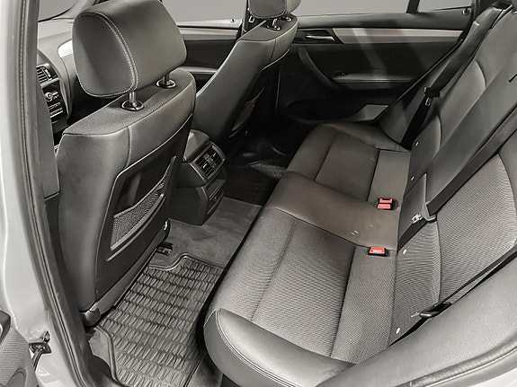 BMW X3 20 of 28