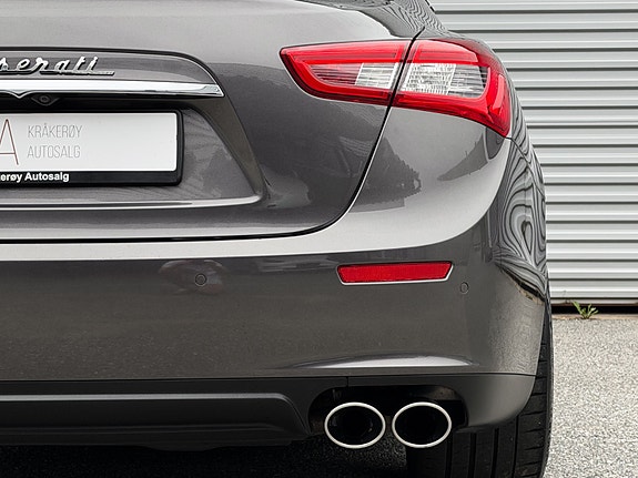 Maserati Ghibli 8 of 30