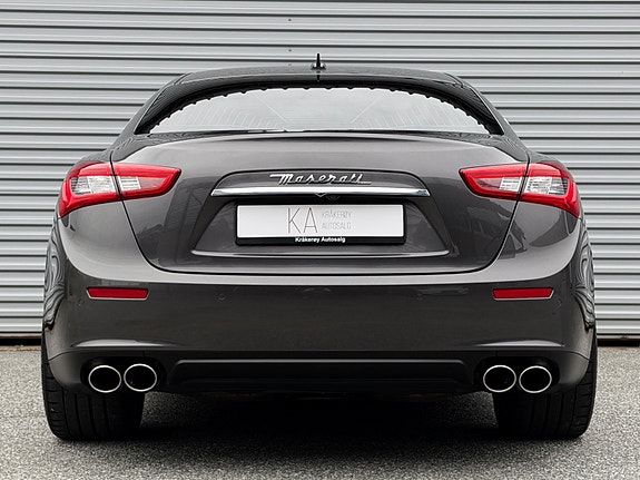 Maserati Ghibli 7 of 30