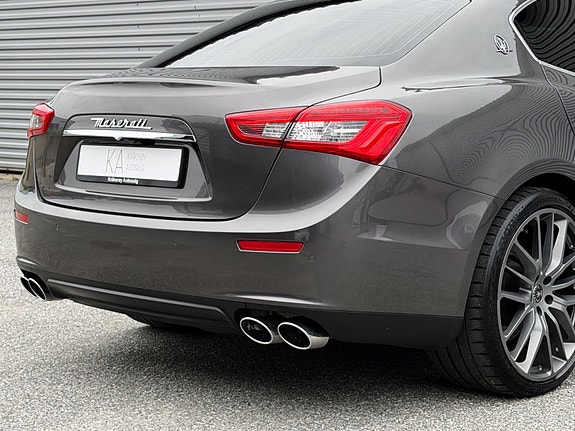Maserati Ghibli 9 of 30