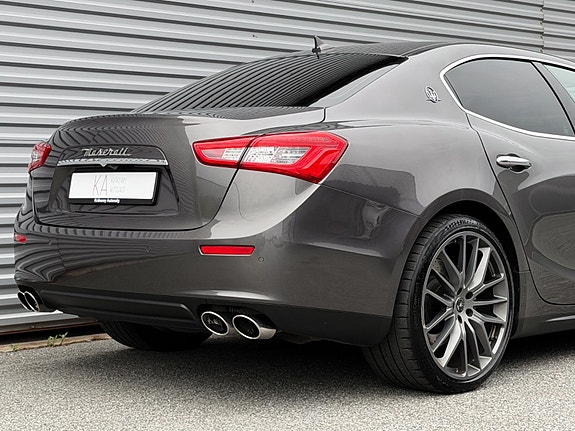 Maserati Ghibli 6 of 30