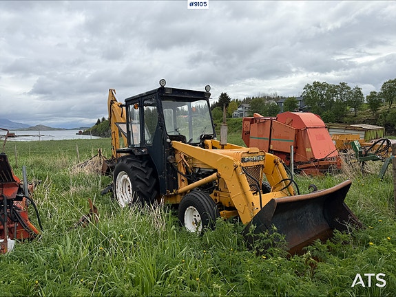 Ford 4220 Traktorgraver 4 of 5