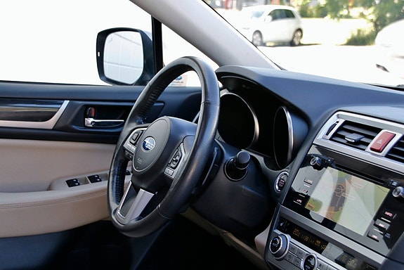 Subaru Outback 22 of 30