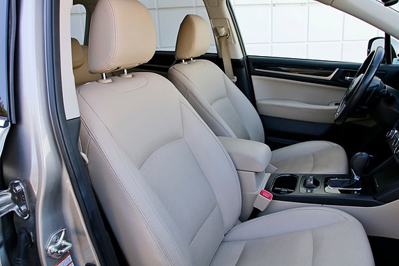 Subaru Outback 25 of 30