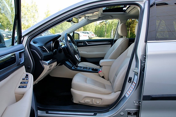 Subaru Outback 6 of 30