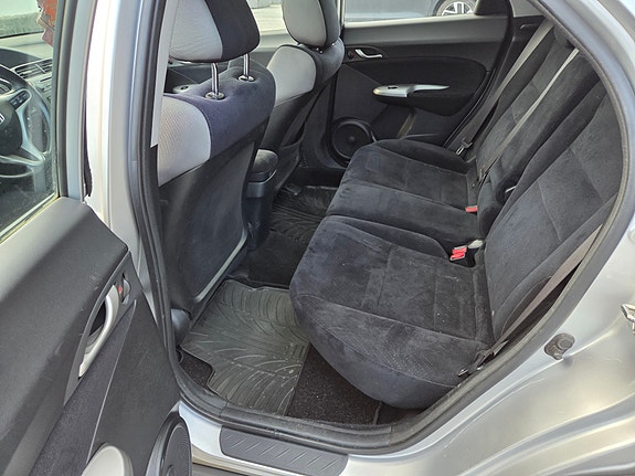 Honda Civic 4 of 14