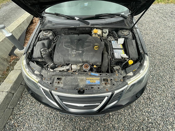 Saab 9-3 4 of 5