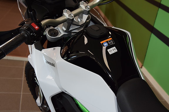 Kawasaki KLE 500 SE 7 of 17