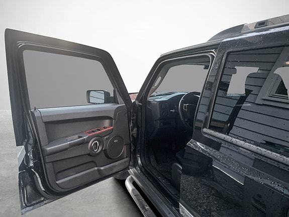 Jeep Commander 5 of 5