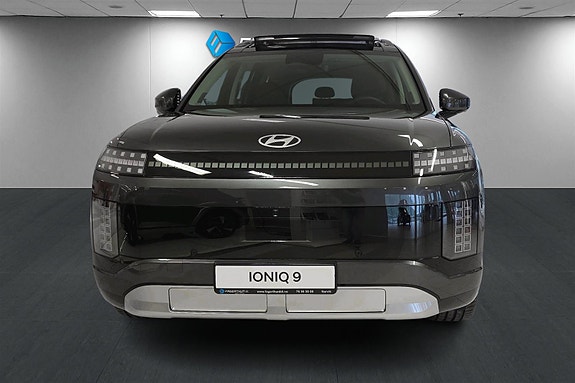 Hyundai Ioniq 9 2 of 30