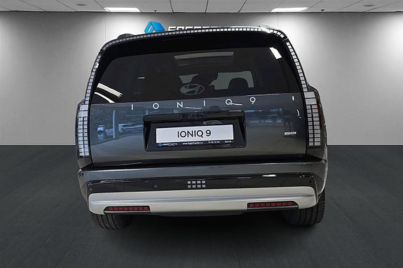 Hyundai Ioniq 9 5 of 30