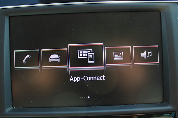 Volkswagen Passat 25 of 30
