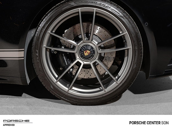 Porsche 911 26 of 30