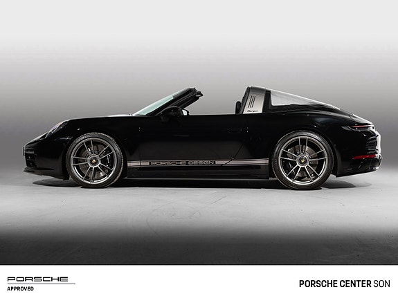 Porsche 911 4 of 30