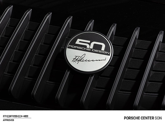 Porsche 911 14 of 30