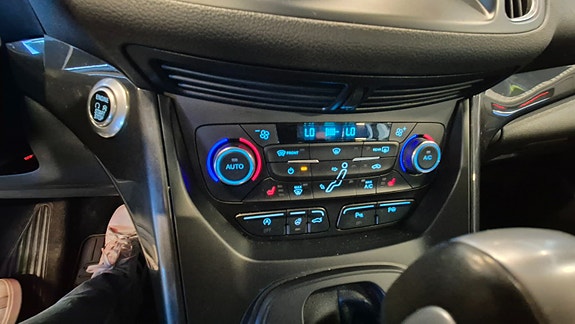 Ford C-Max 15 of 16