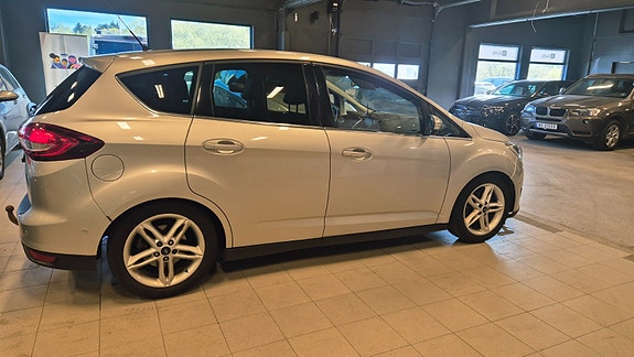 Ford C-Max 5 of 16