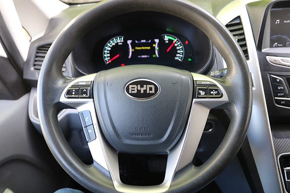 BYD T3 13 of 19