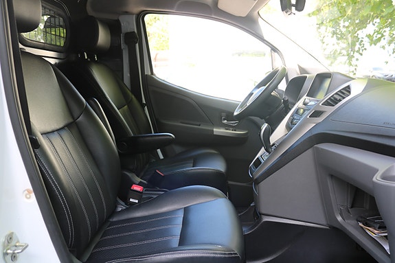 BYD T3 11 of 19