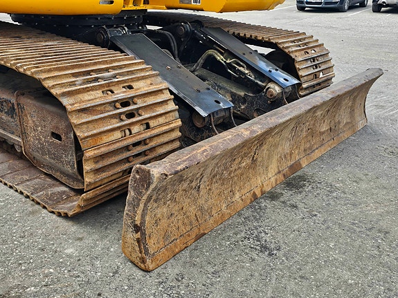 JCB JZ140 LCD, 2011 mod, 6360 Timer, Rototilt, 2 Skuffer, Sentralsmøring. 20 of 30