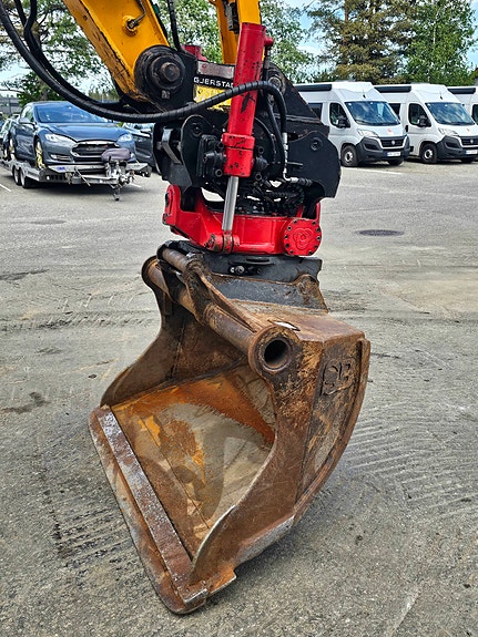 JCB JZ140 LCD, 2011 mod, 6360 Timer, Rototilt, 2 Skuffer, Sentralsmøring. 12 of 30