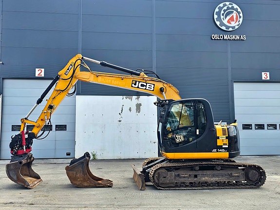 JCB JZ140 LCD, 2011 mod, 6360 Timer, Rototilt, 2 Skuffer, Sentralsmøring. 3 of 5