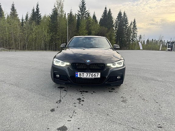 BMW 330e 2 of 28