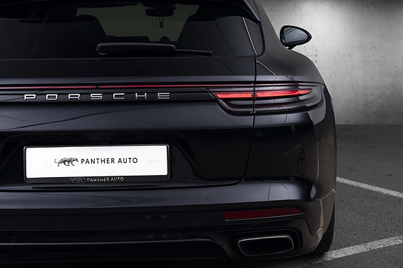 Porsche Panamera 4 9 of 30