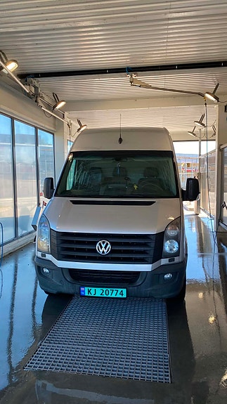 Volkswagen Crafter 3 of 5