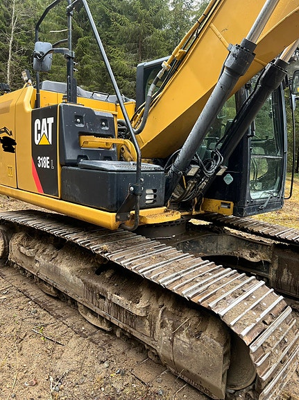 Cat 318E 3 of 5