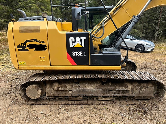 Cat 318E 2 of 5