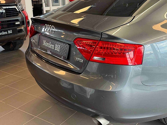 Audi A5 6 of 30