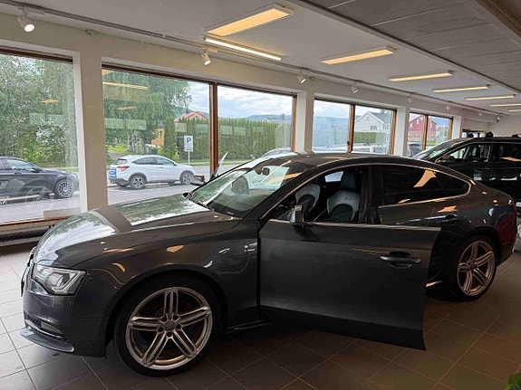 Audi A5 5 of 30