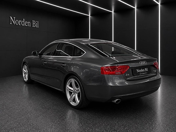 Audi A5 3 of 30
