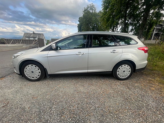 Ford Focus 4 of 23