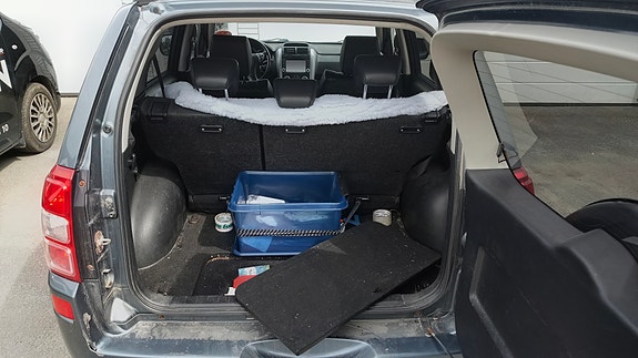 Suzuki Grand Vitara 9 of 9