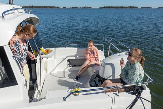 TG.6,9 M/Suzuki DF150APX OVERSTÅERKUPP Med 5 års garanti Fraktfritt levert! 27 of 30