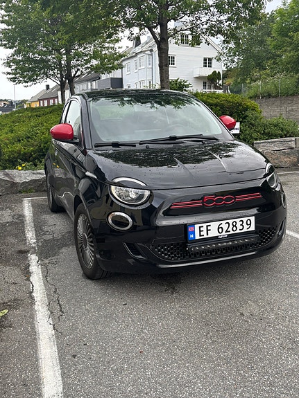 Fiat 500e 2 of 5