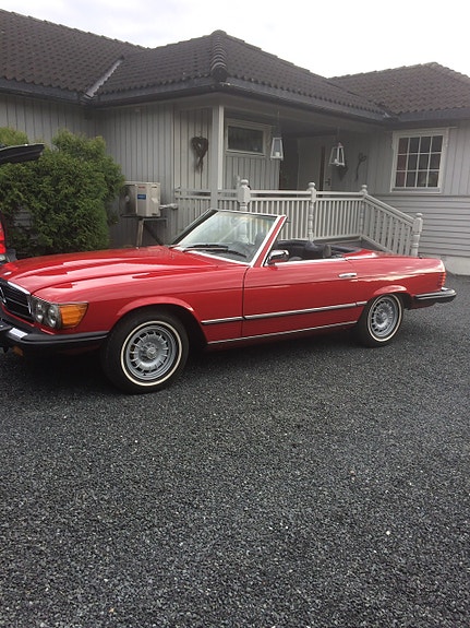 Mercedes-Benz 450 SL 2 of 5
