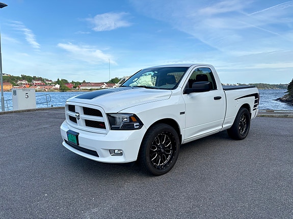 Dodge RAM 2 of 5