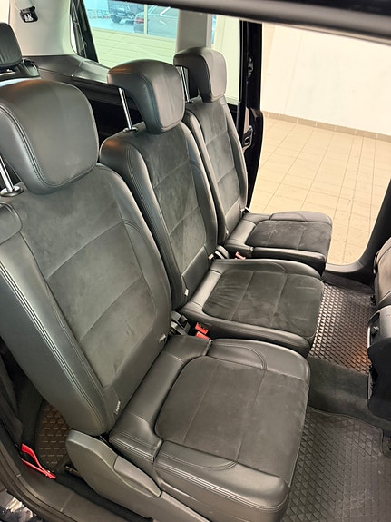 Volkswagen Sharan 9 of 29