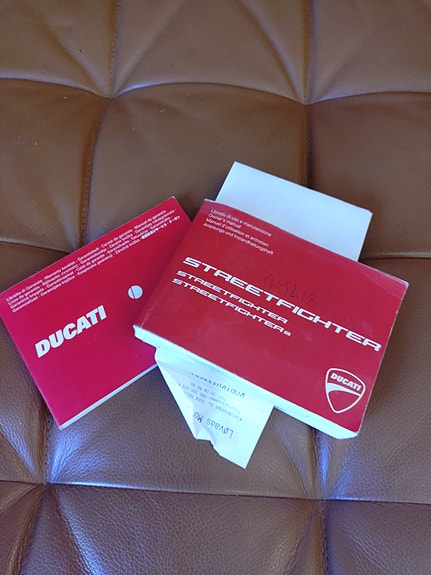 Ducati Streetfighter S 13 of 13
