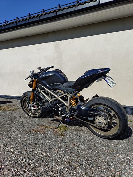Ducati Streetfighter S 3 of 13
