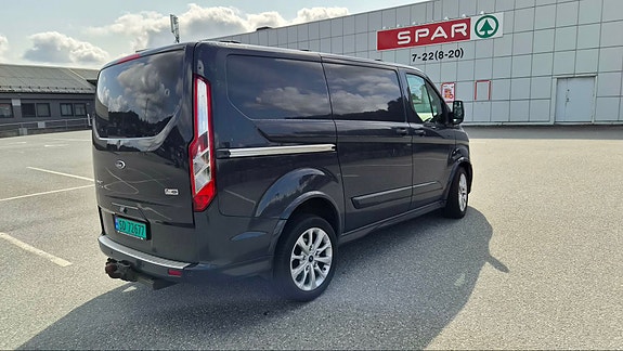 Ford Transit Custom 6 of 14