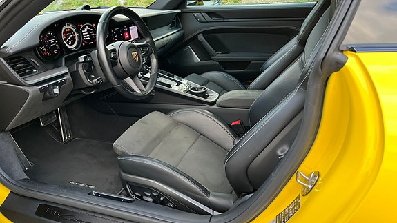Porsche 911 23 of 30