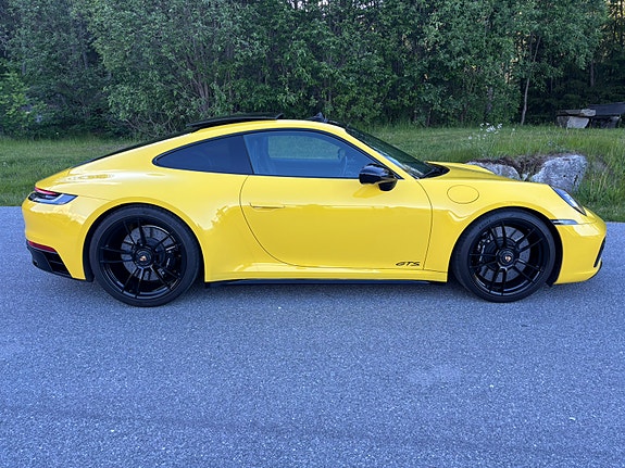 Porsche 911 13 of 30