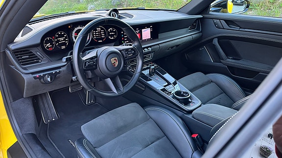 Porsche 911 9 of 30