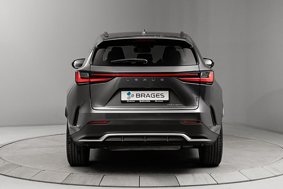 Lexus NX450h 3 of 30
